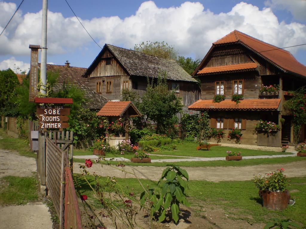 Apartments Iza Na Trem Čigoč Buitenkant foto